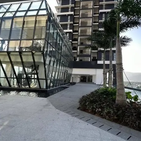 Urban Suites 101 Jelutong Exterior photo