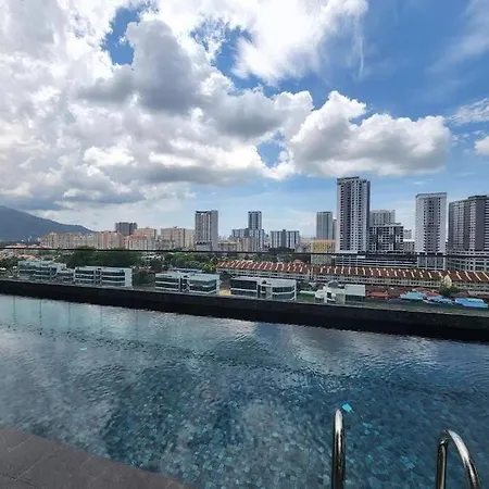 Urban Suites 101 Jelutong Exterior photo